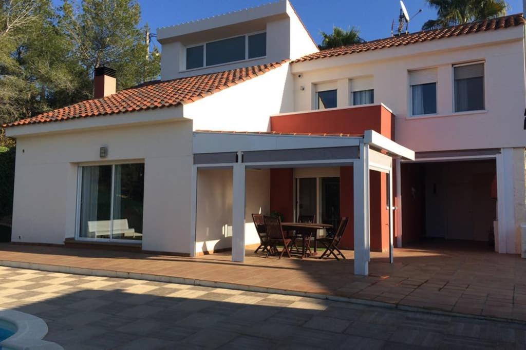Villa Olivella المظهر الخارجي الصورة